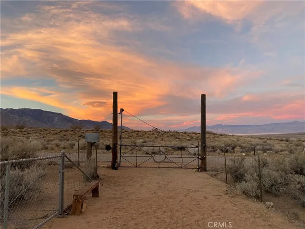 $595,000 | 330 Sage Flats Drive, Olancha, CA 93549