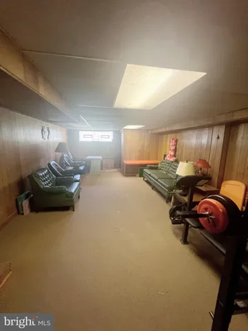 a view of utility room with washer and dryer