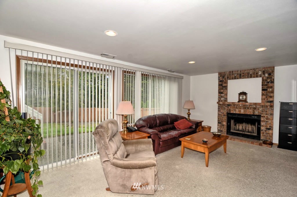 15008 91st Place Northeast Bothell, WA 98011 - Photo 8 of 13 Gallery Image 8