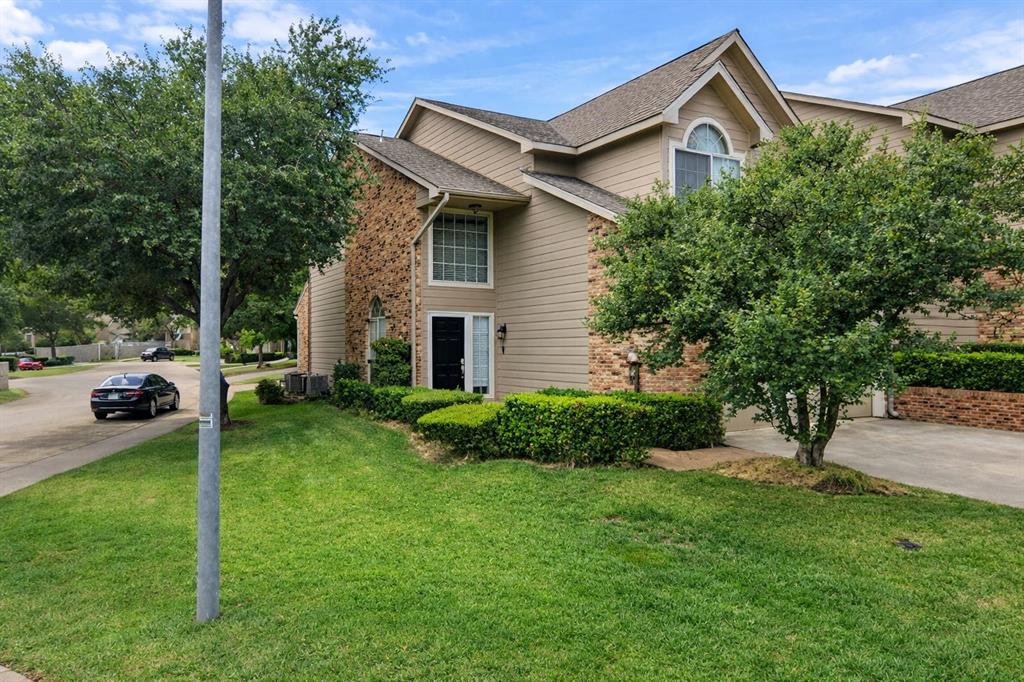 8557 Brittania Way Dallas, TX 75243 - Photo 15 of 18