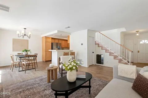 $820,000 | 244 Hill Ranch Drive, Thousand Oaks, CA 91362