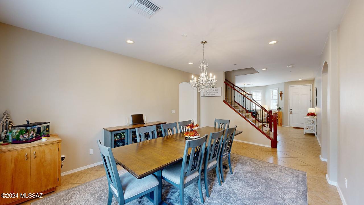 1216 West Rodriguez Road Oro Valley, AZ 85755 - Photo 6 of 42