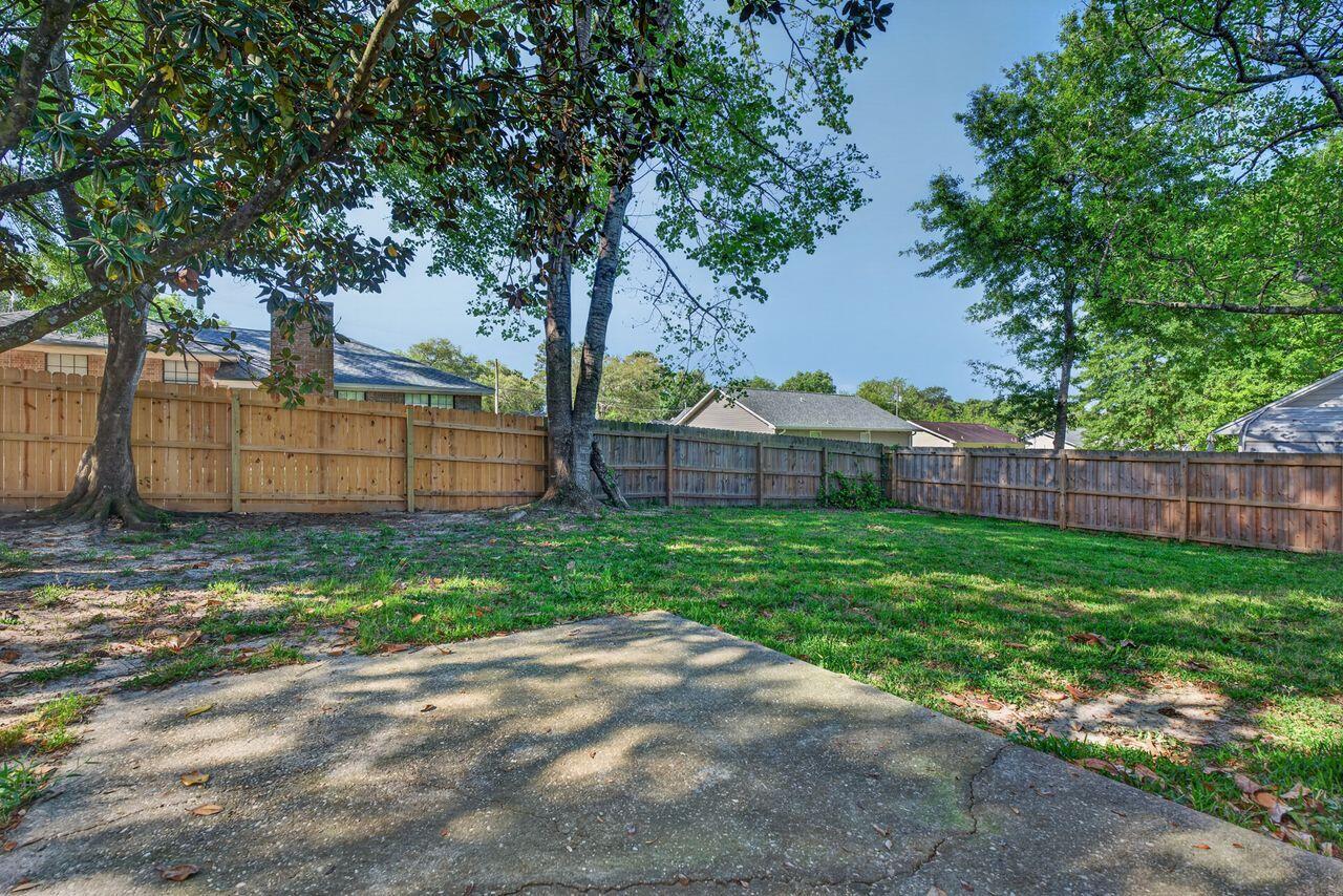 121 Campbell Street Crestview, FL 32536 - Photo 33 of 45 Large back yard
