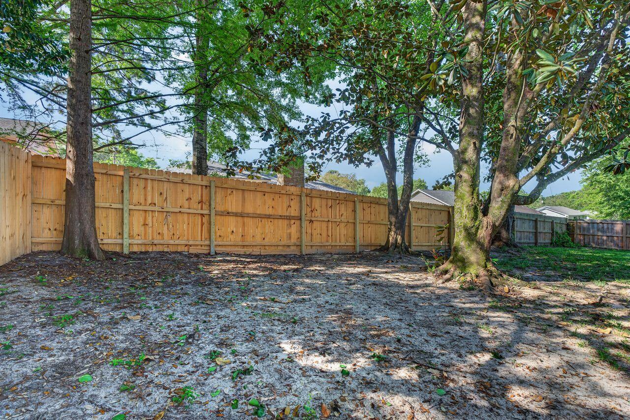 121 Campbell Street Crestview, FL 32536 - Photo 38 of 45 Room to roam!