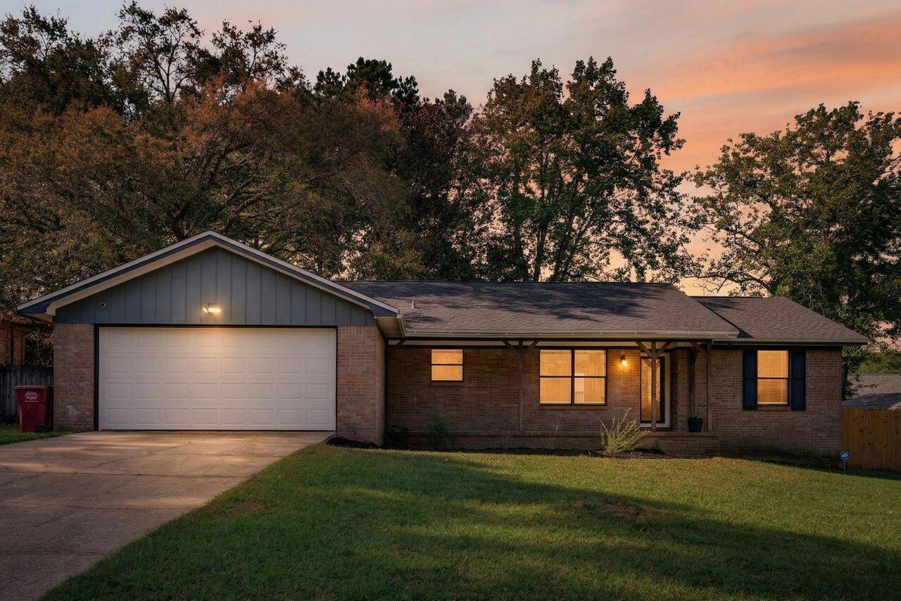 121 Campbell Street Crestview, FL 32536 - Photo 45 of 45 Twighlight in front