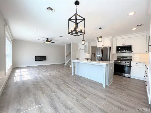 $2,911 | 10985 Main Street, Clarence, NY 14031