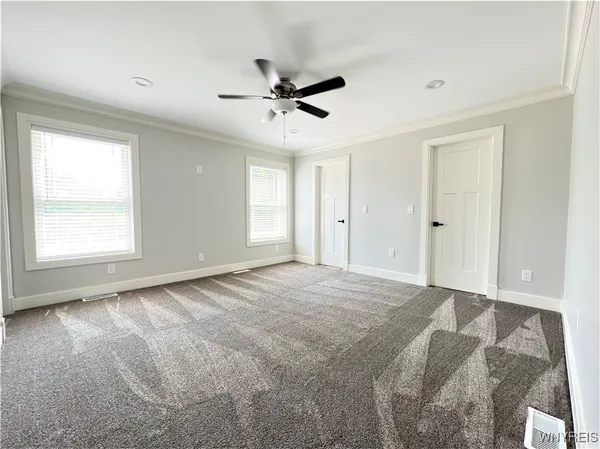 $2,800 | 10985 Main Street, Clarence, NY 14031