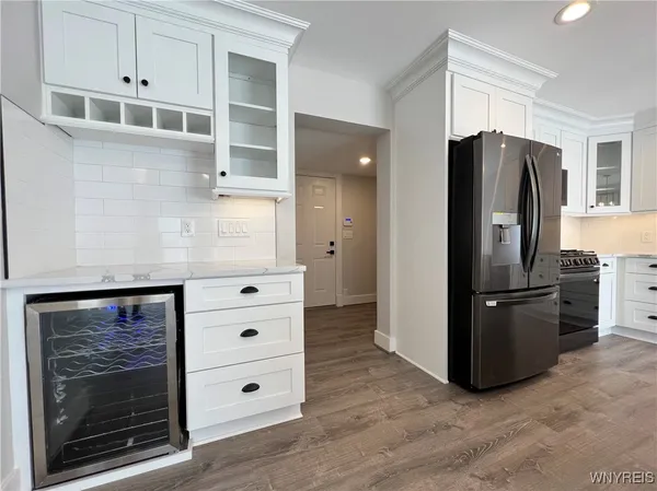 $2,800 | 10985 Main Street, Clarence, NY 14031