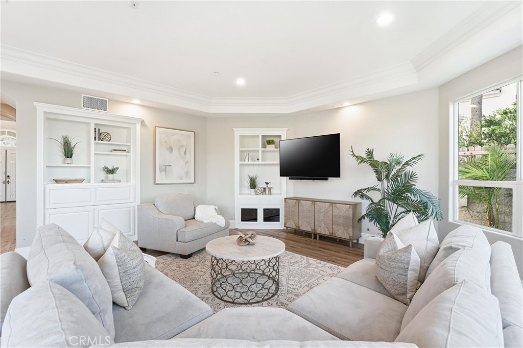 5489 East Suncrest Road Anaheim Hills, CA 92807 - Photo 11 of 47