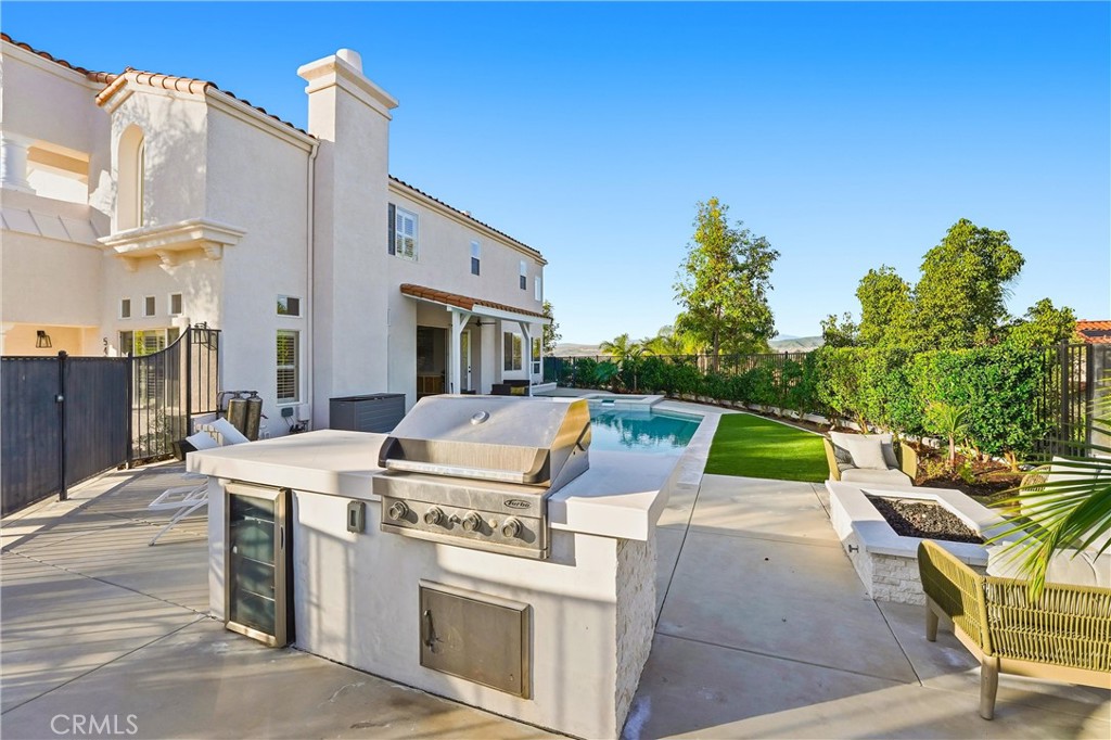 5489 East Suncrest Road Anaheim Hills, CA 92807 - Photo 23 of 47