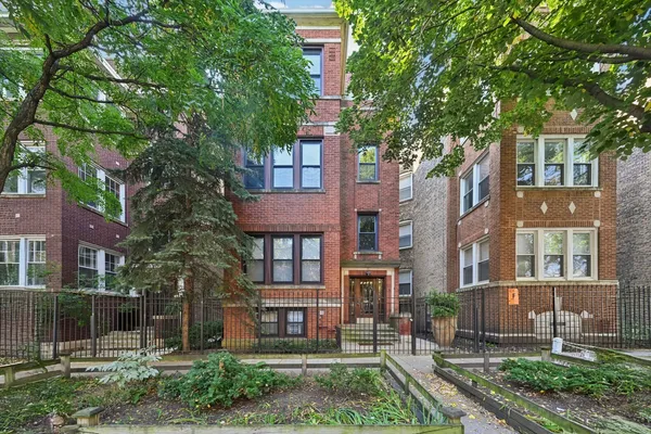 $1,250,000 | 1523 West Ardmore Avenue, Chicago, IL 60660