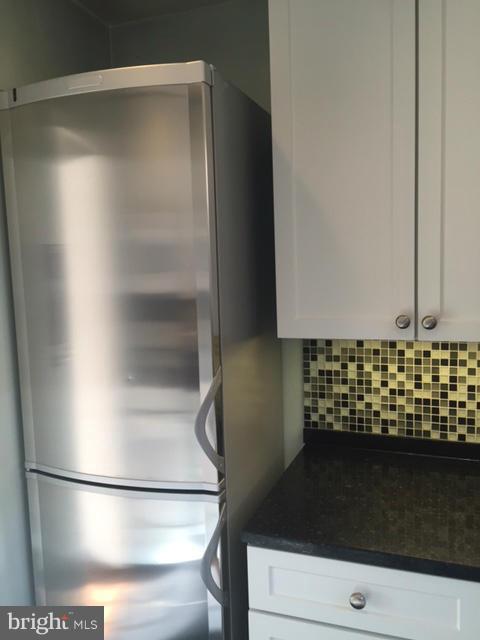 3213 Gunston Road, Unit 3213 Alexandria, VA 22302 - Photo 17 of 28 Kitchen