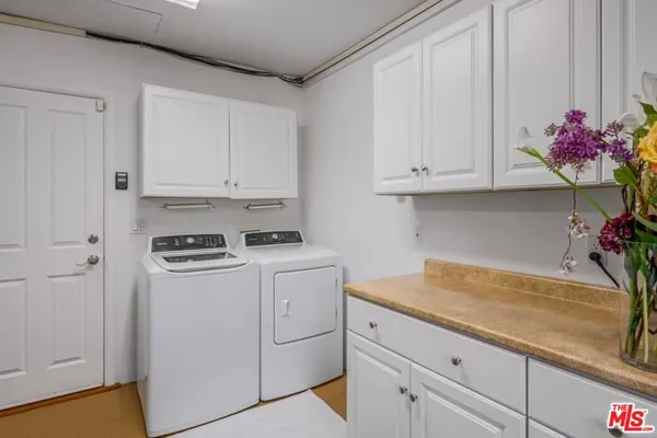 $11,500 | 9545 Dalegrove Drive, Beverly Hills, CA 90210