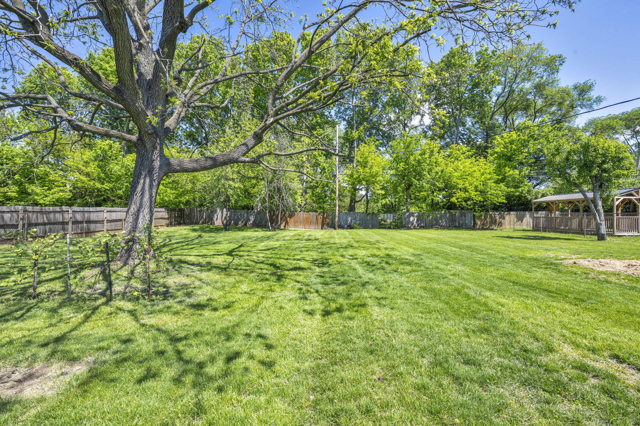 486 Basswood Road Columbus, OH 43207 - Photo 28 of 31 36-web-or-mls-Basswood Rd_34