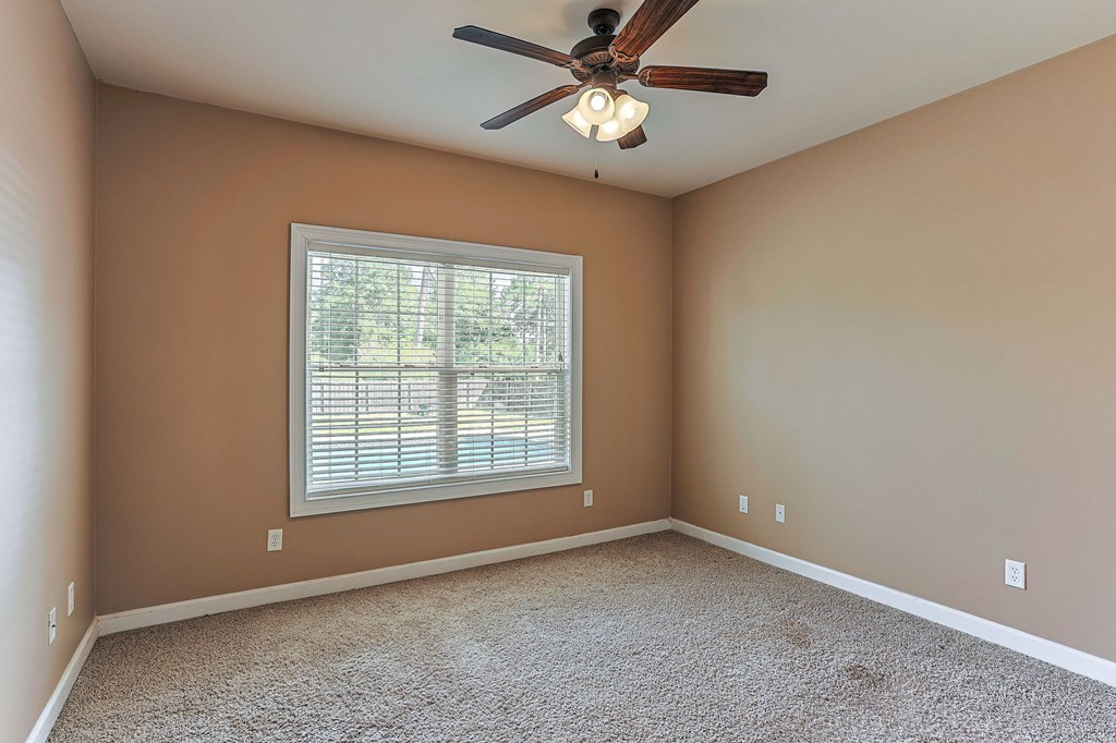 12 Solomon Road Headland, AL 36345 - Photo 32 of 57