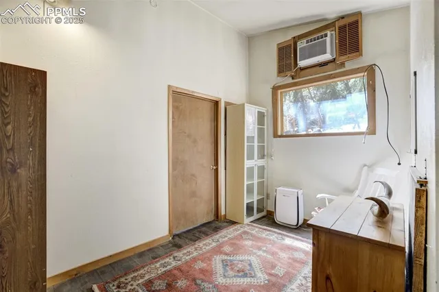 a view of a storage & utility room