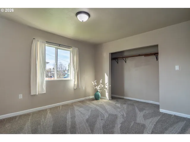 $268,000 | 430 Southeast Carroll Street, Winston, OR 97496