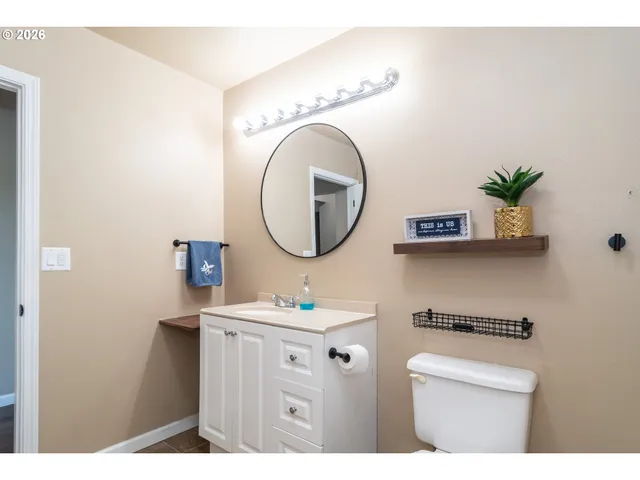 $268,000 | 430 Southeast Carroll Street, Winston, OR 97496