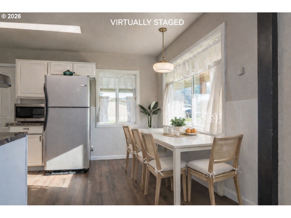 430 Southeast Carroll Street Winston, OR 97496 - Photo 7 of 47