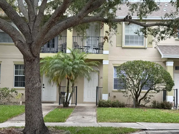 $2,000 | 2131 Southeast Destin Drive, Port St. Lucie, FL 34952