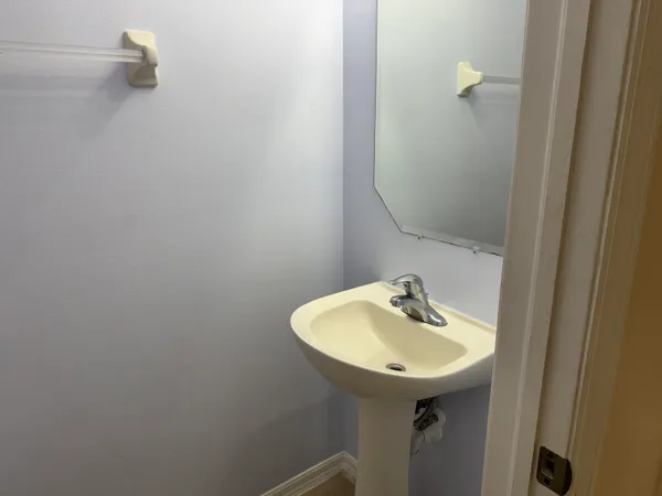 $2,000 | 2131 Southeast Destin Drive, Port St. Lucie, FL 34952