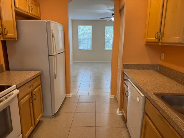 $2,000 | 2131 Southeast Destin Drive, Port St. Lucie, FL 34952
