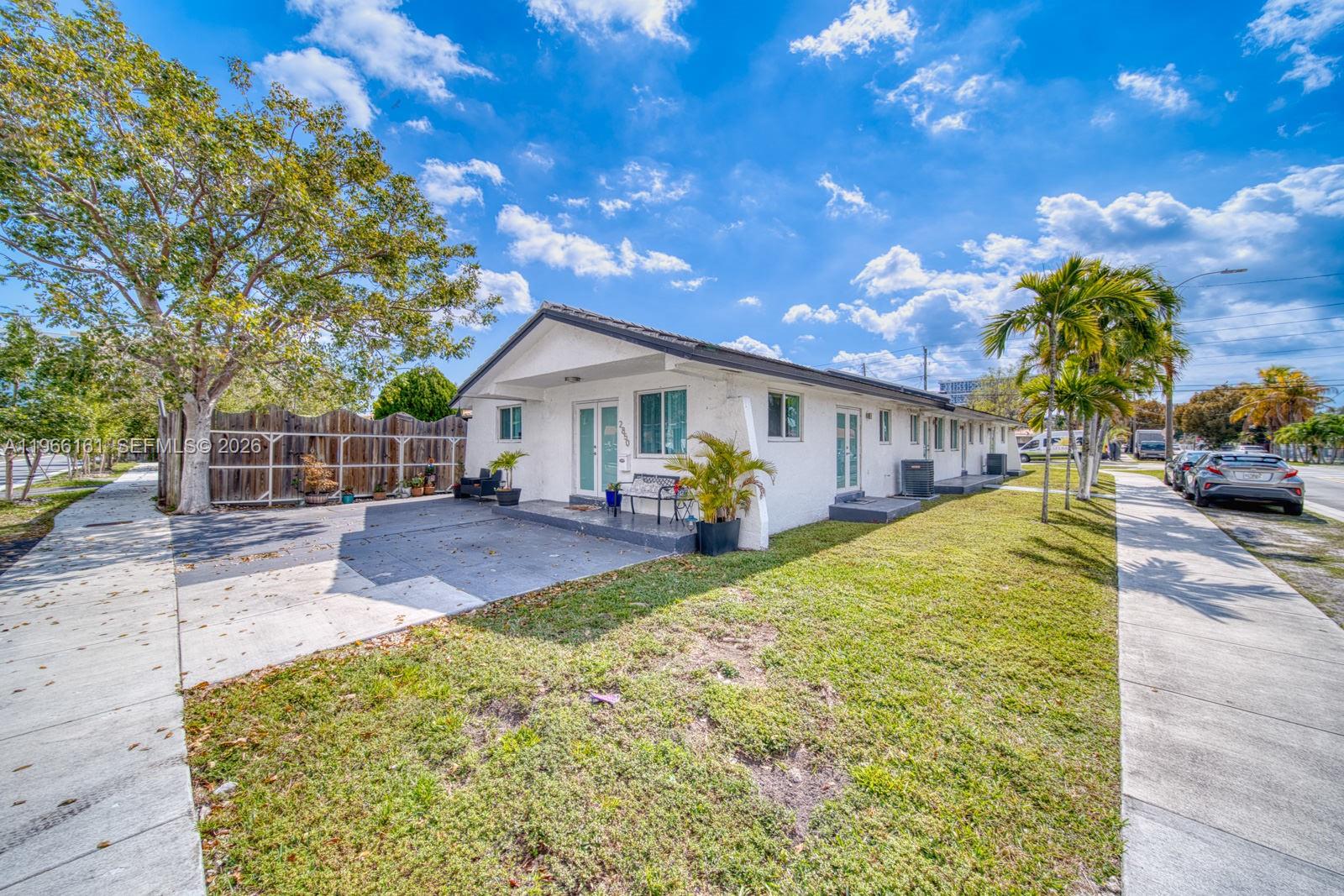 2841 Southwest 24th Terrace Miami, FL 33145 - Photo 29 of 65