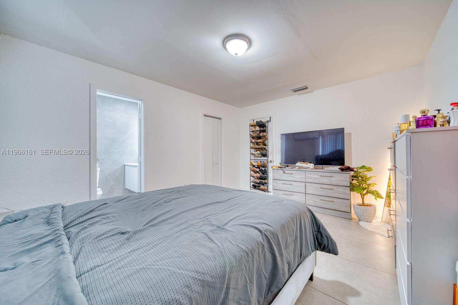 2841 Southwest 24th Terrace Miami, FL 33145 - Photo 38 of 65