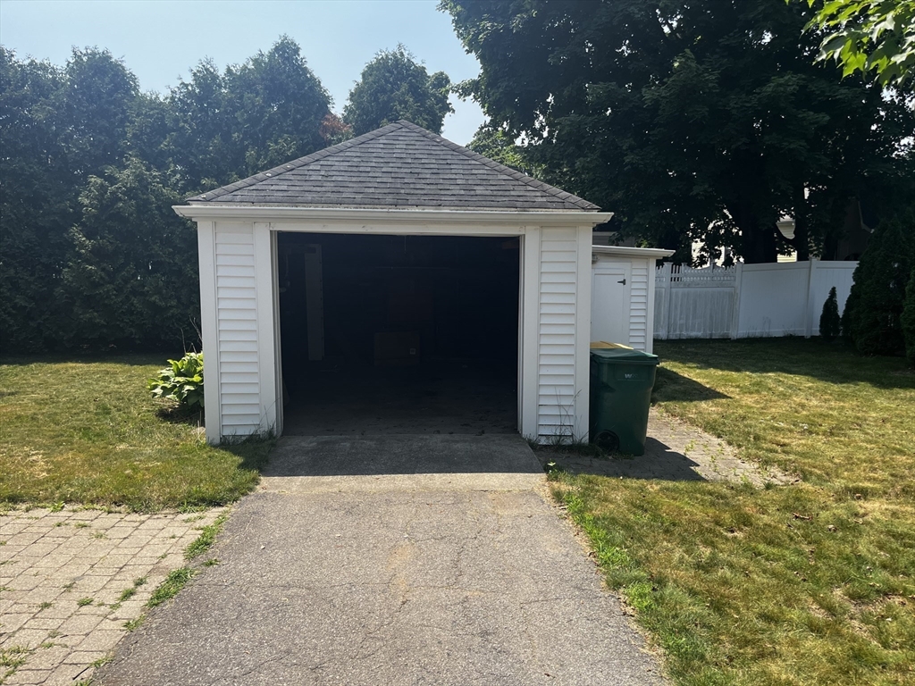 41 Cottage Street Mansfield, MA 02048 - Photo 21 of 22