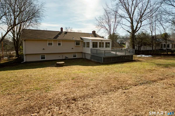 $649,900 | 6 Liberty Terrace, North Haven, CT 06473