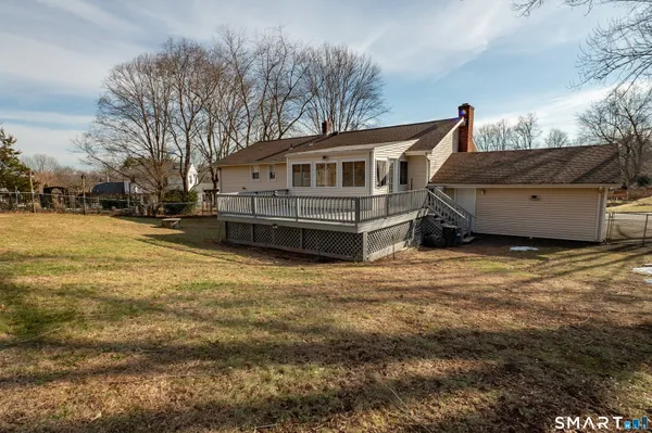 $649,900 | 6 Liberty Terrace, North Haven, CT 06473