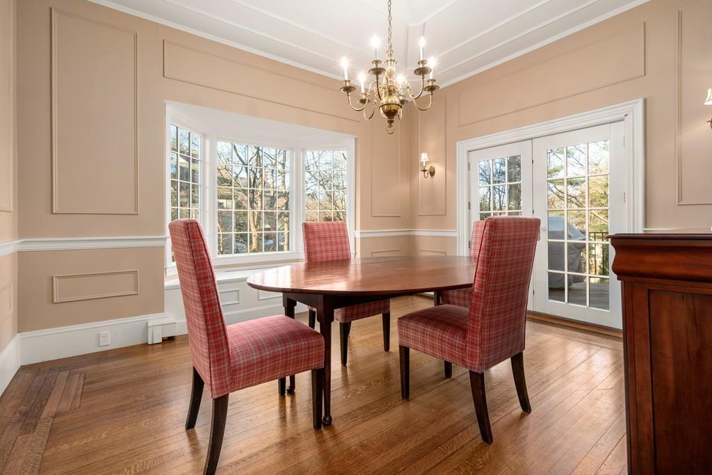 289 Walnut Street Wellesley, MA 02481 - Photo 13 of 28