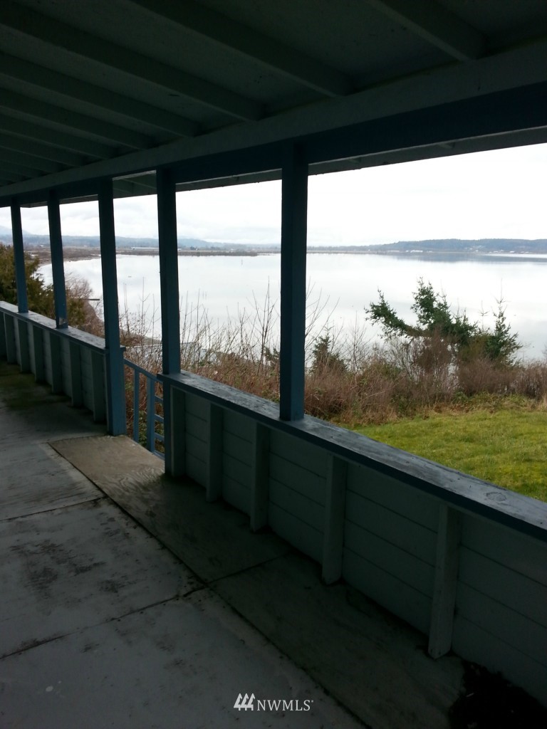 1310 East Juniper Beach Road Camano Island, WA 98282 - Photo 3 of 14