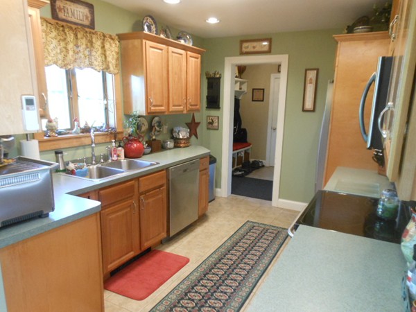 85 Mill Village Road Deerfield, MA 01373 - Photo 4 of 24 Gallery Image 4