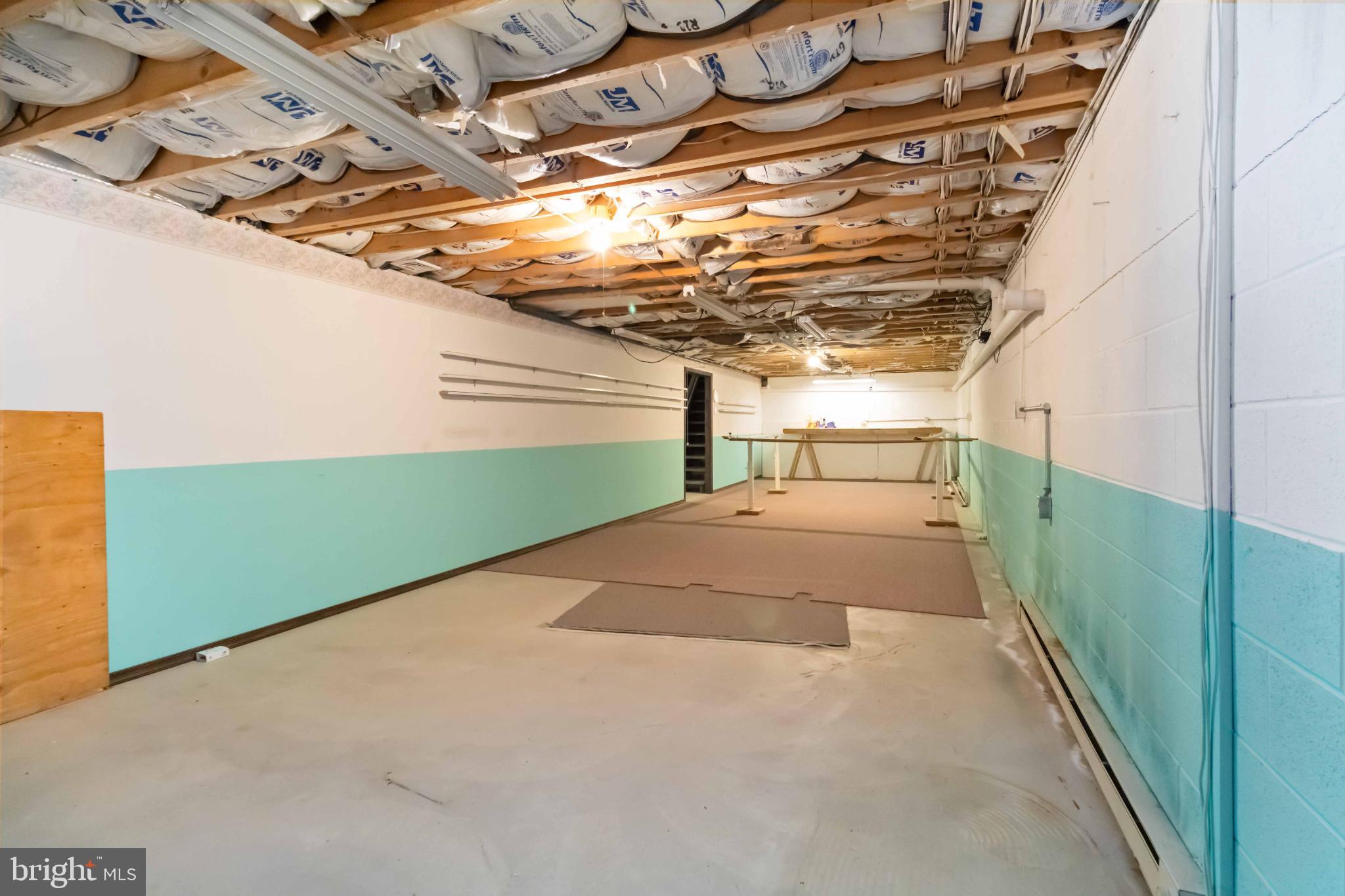 1712 Newville Road Carlisle, PA 17015 - Photo 26 of 32 a view of garage