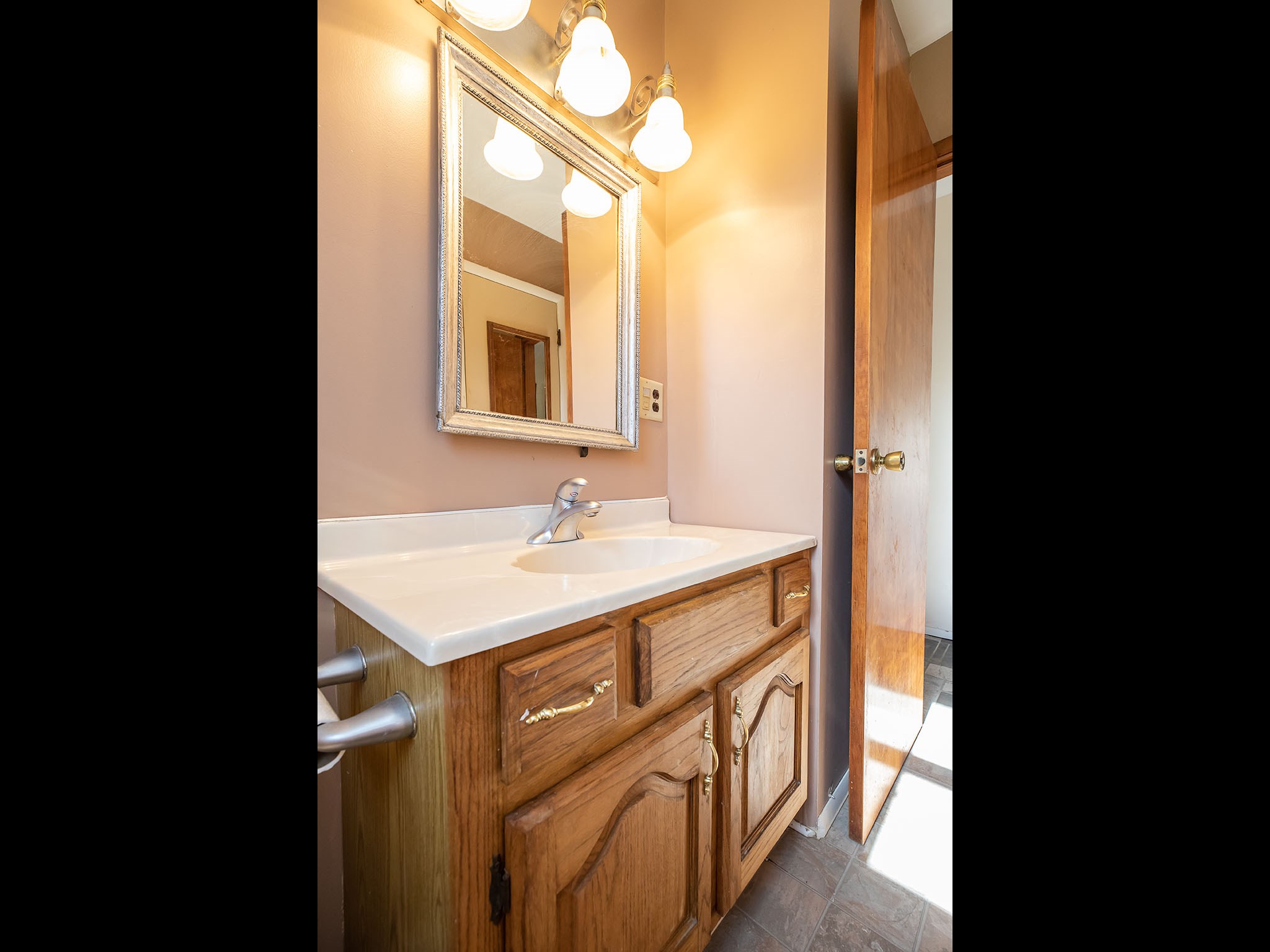 1314 North Logan Road Bloomington, IN 47404 - Photo 10 of 29
