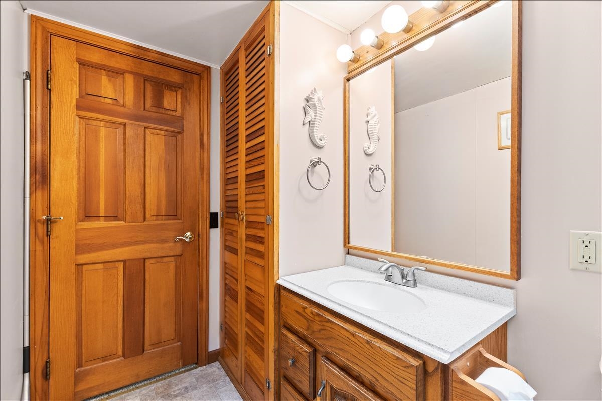 1546 Northwest Hill Road Pownal, VT 05261 - Photo 16 of 36 Gallery Image 16