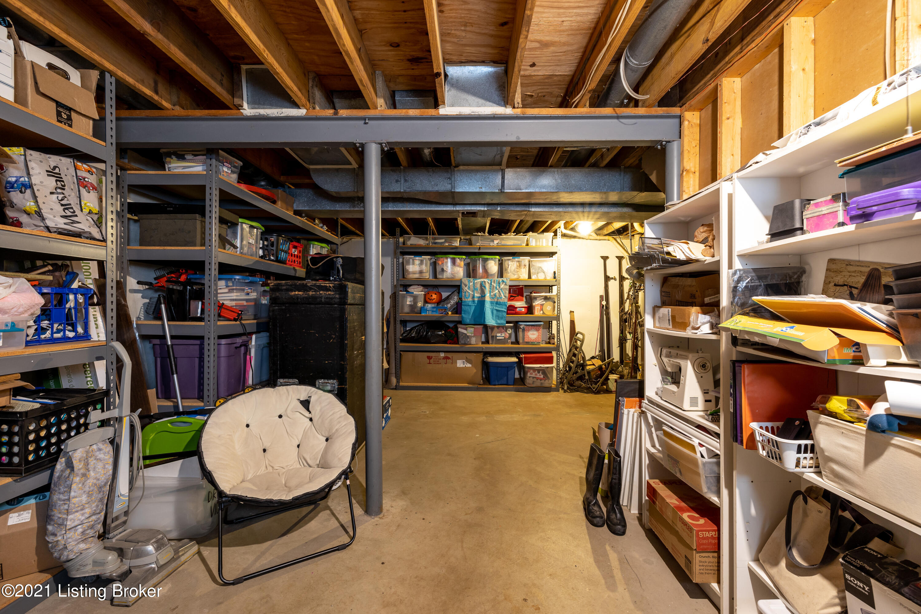 13303 Creekview Road Prospect, KY 40059 - Photo 28 of 37 Storage_13303 Creekview Rd