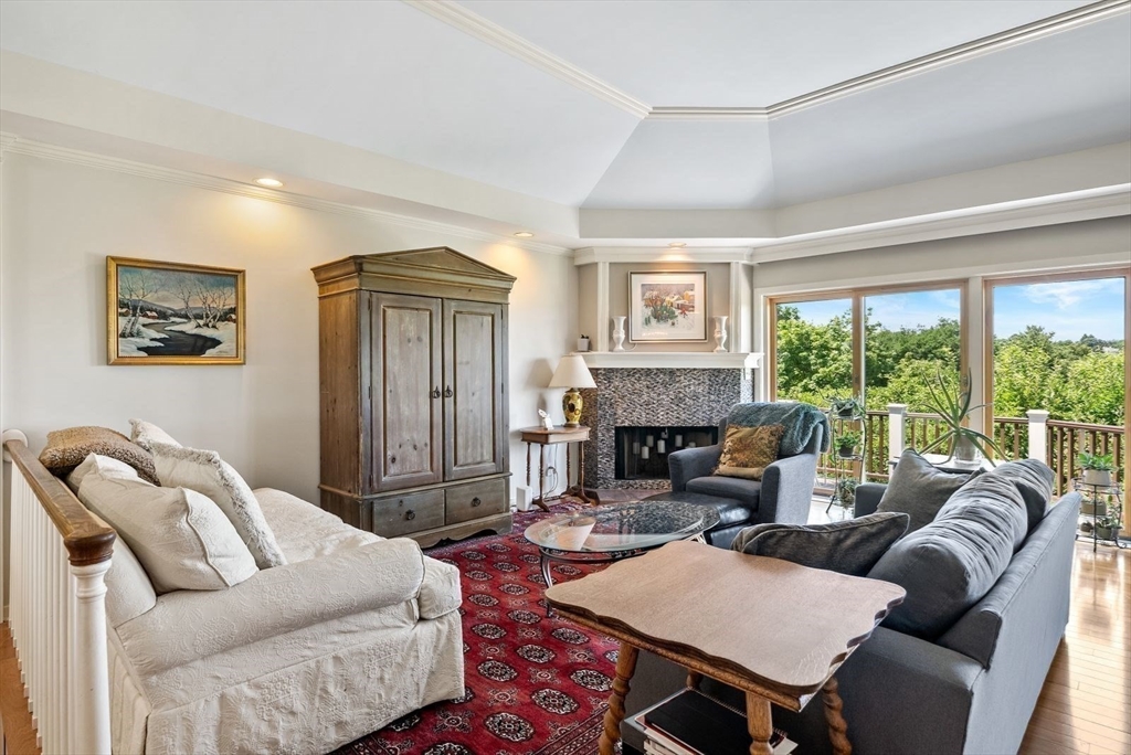 85 Algonquin Road, Unit 85 Chestnut Hill, MA 02467 - Photo 3 of 42