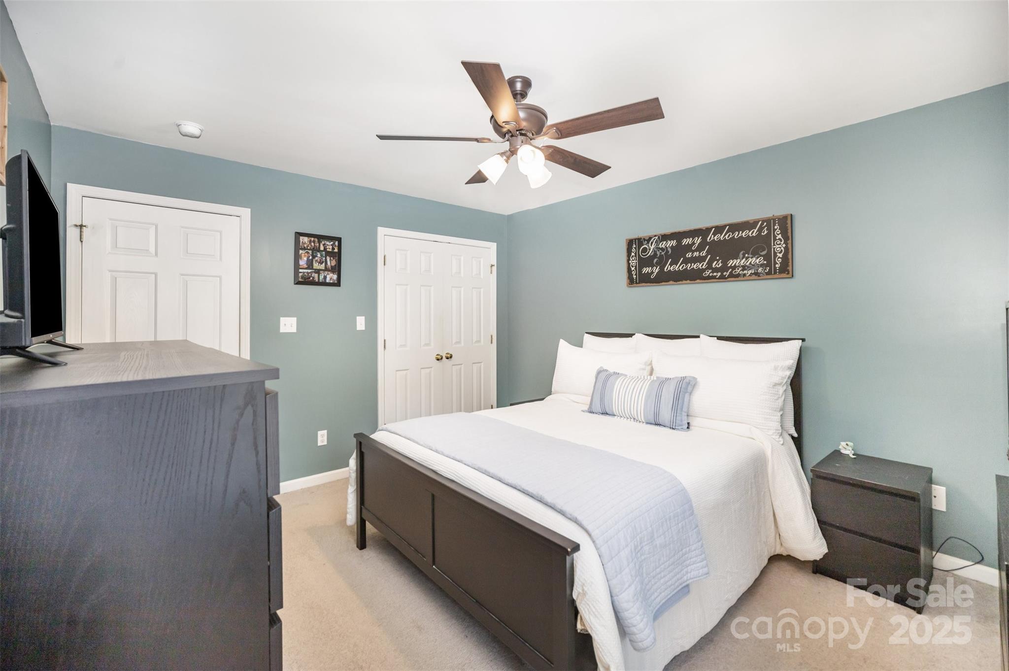 522 Kittiewake Lane Clover, SC 29710 - Photo 18 of 33 a bedroom with a bed and a flat screen tv