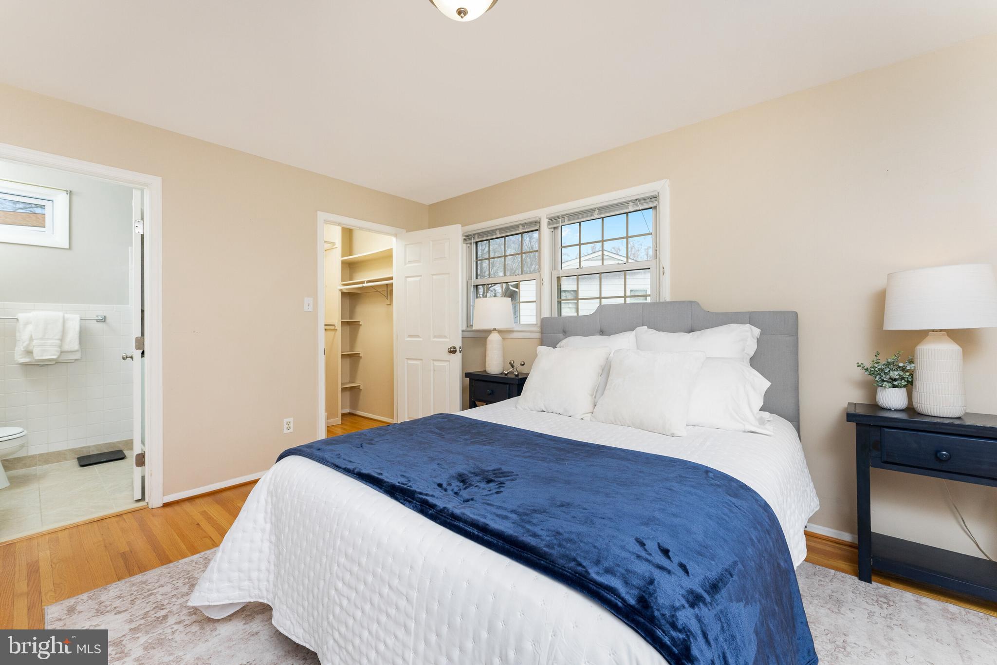 7013 Galgate Drive Springfield, VA 22152 - Photo 11 of 57 PRIMARY BEDROOM W/WALKIN CLOSET & PRIVATE BATHROOM