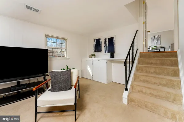 $775,000 | 7013 Galgate Drive, Springfield, VA 22152