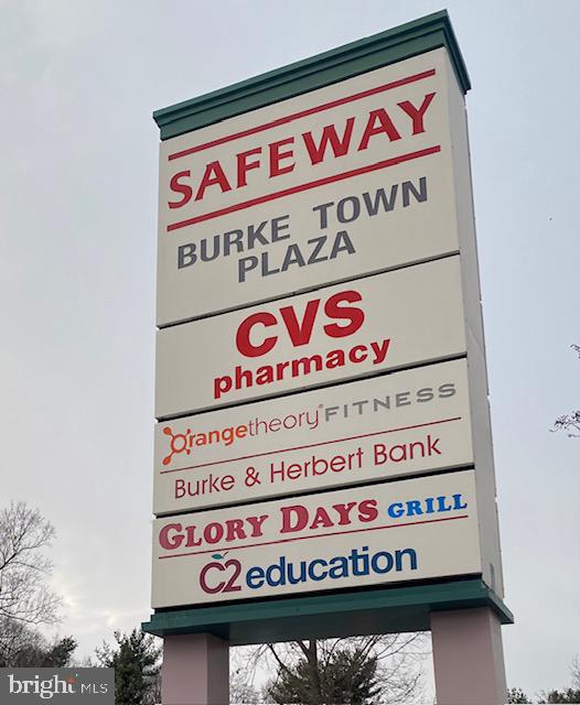 7013 Galgate Drive Springfield, VA 22152 - Photo 51 of 57 MORE SHOPPING & DINING OPTIONS WITHIN 2 MILES!