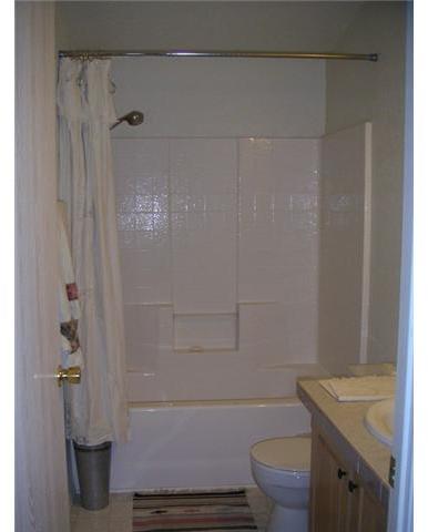 20591 Bee Valley Road Jamul, CA 91935 - Photo 6 of 9 This is the full bath with shower off the hall