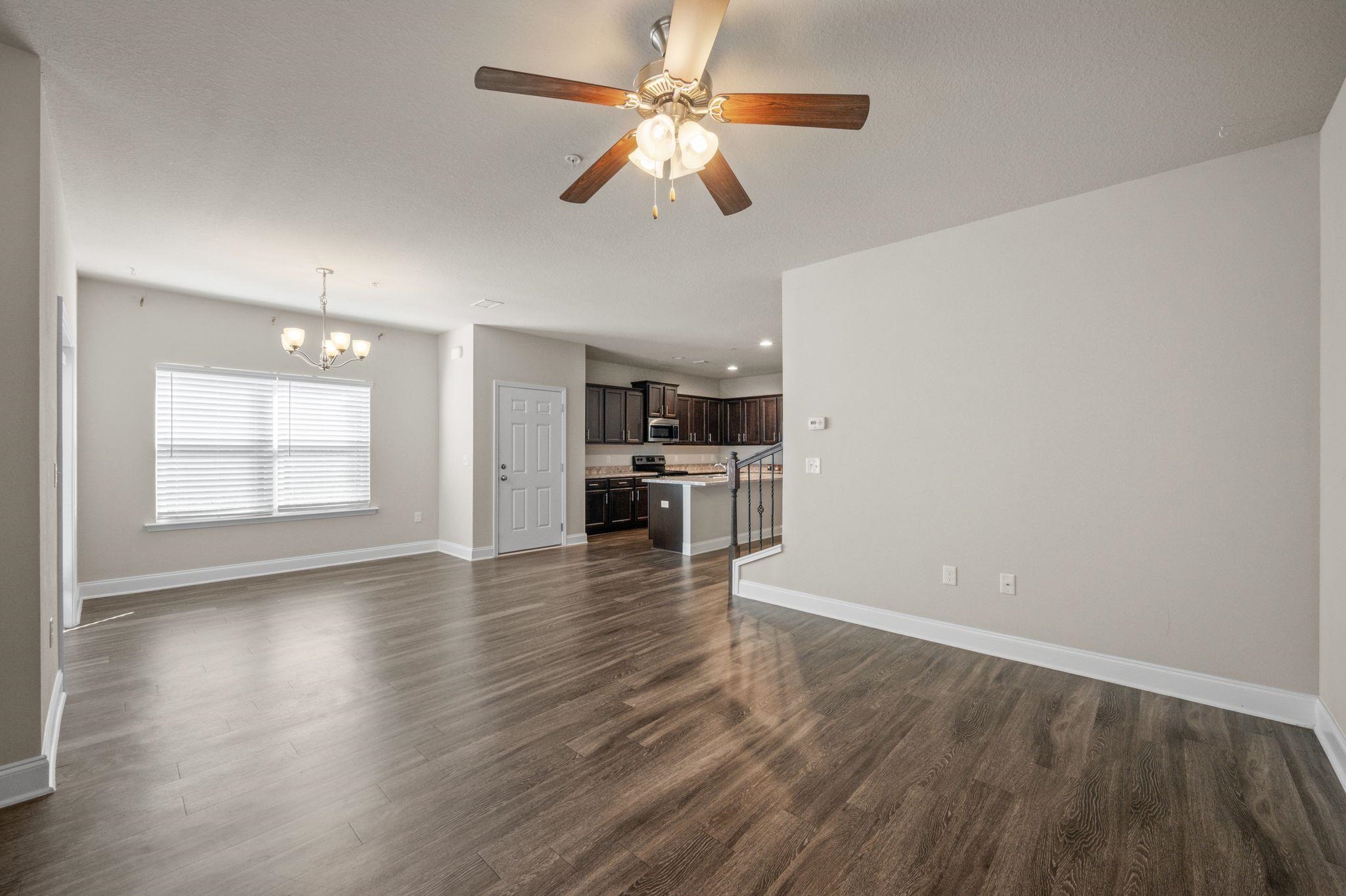 6903 Spaniel Drive, Unit B Daphne, AL 36527 - Photo 8 of 28 Living Room