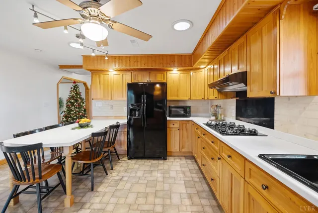 $775,000 | 5130 Turnpike Road, Lexington, VA 24450