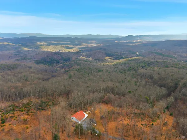 $775,000 | 5130 Turnpike Road, Lexington, VA 24450