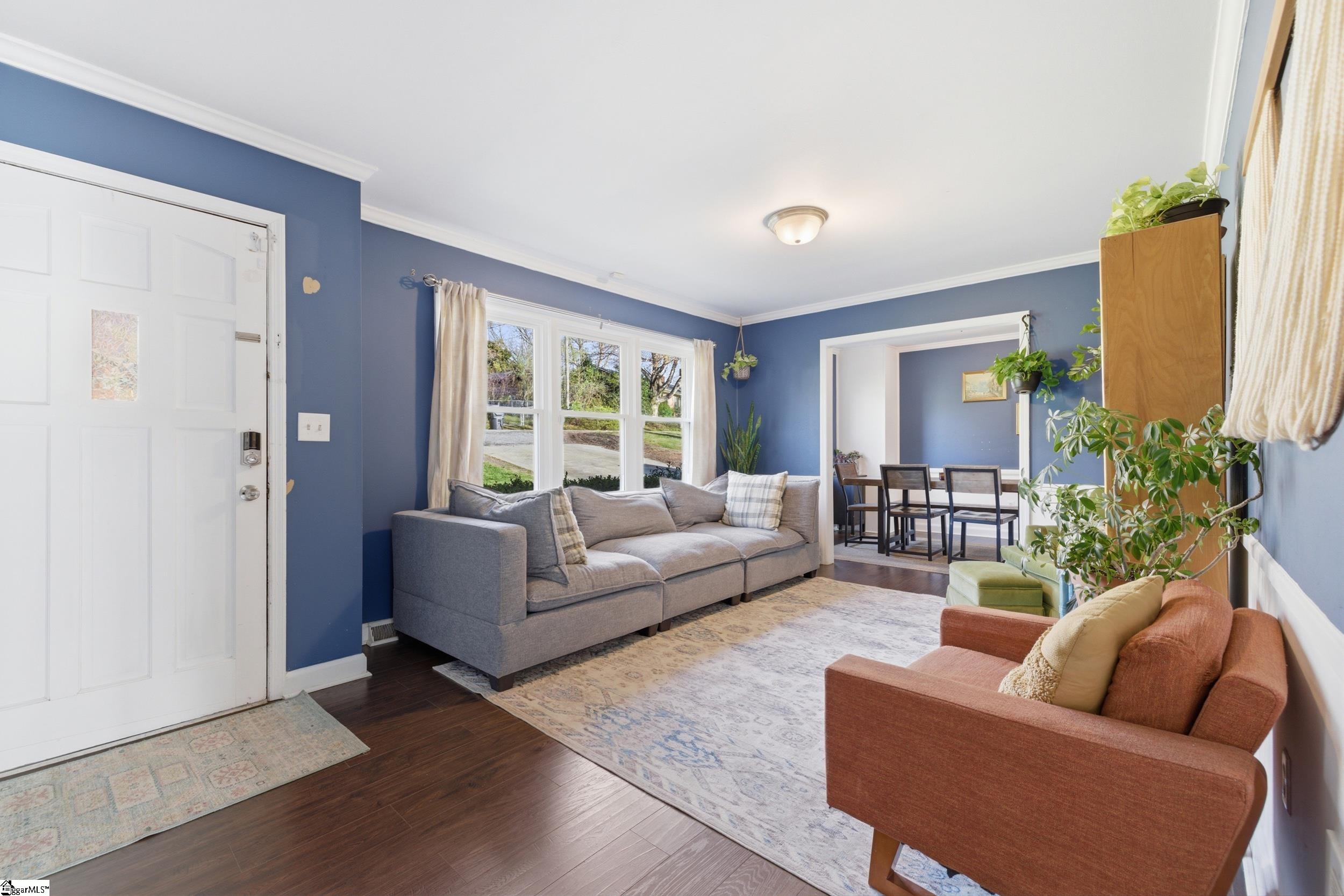 505 Kensington Road Taylors, SC 29687 - Photo 3 of 32