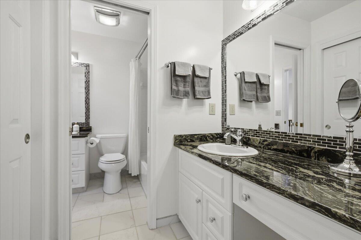 2 Raintree Drive Melbourne, KY 41059 - Photo 38 of 54 47-Bathroom 3