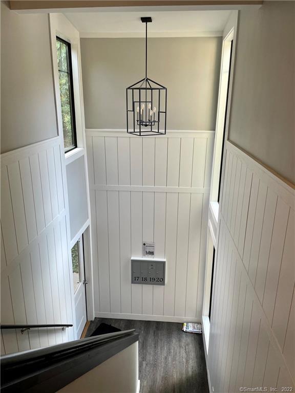 17 Keeler Close, Unit 17 Ridgefield, CT 06877 - Photo 3 of 17 Entry